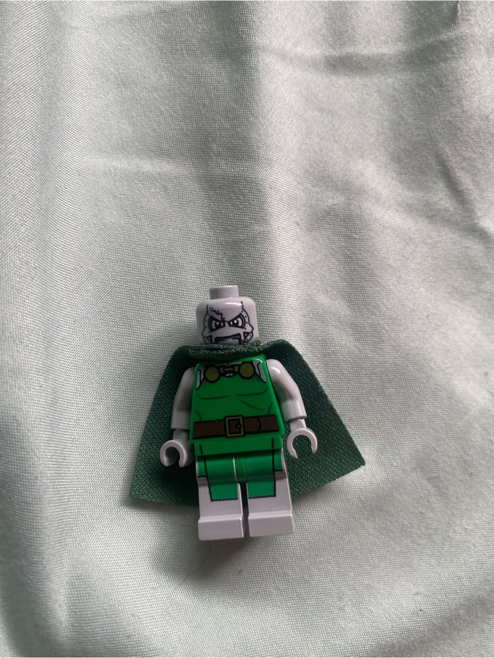 Dr doom lego mifig